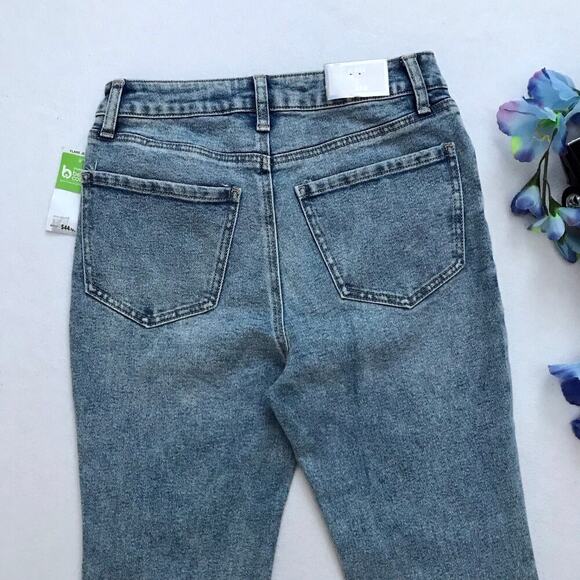 Tinseltown NWT High Rise Flare Jeans Juniors/Women Various - Picture 7 of 11